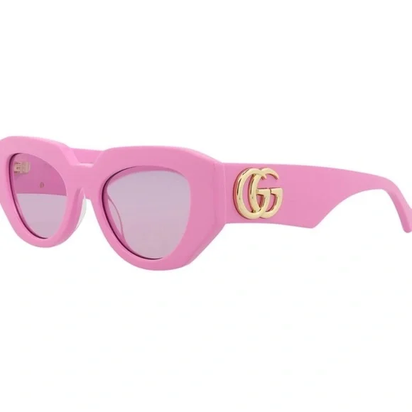 Gucci Vibrant Pink Cat-Eye Sunglasses display picture 2